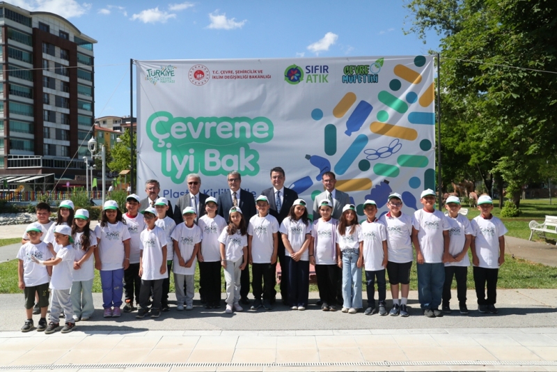 Vali Abdullah Köklü, Çevre Günü Kapsamında Düzenlenen "Çevrene İyi Bak" Programına Katıldı